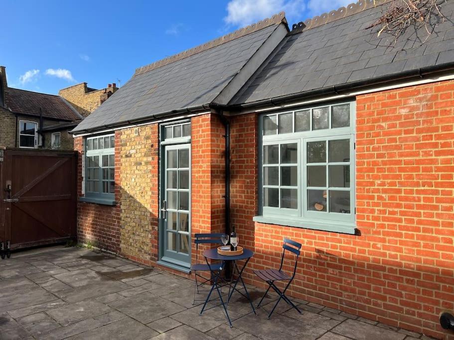 Forge Cottage - Pretty 1 Bedroom Cottage With Free Off Street Parking 伦敦 外观 照片
