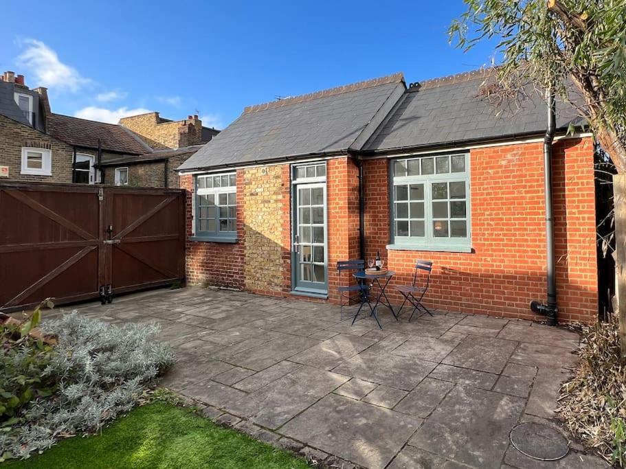 Forge Cottage - Pretty 1 Bedroom Cottage With Free Off Street Parking 伦敦 外观 照片